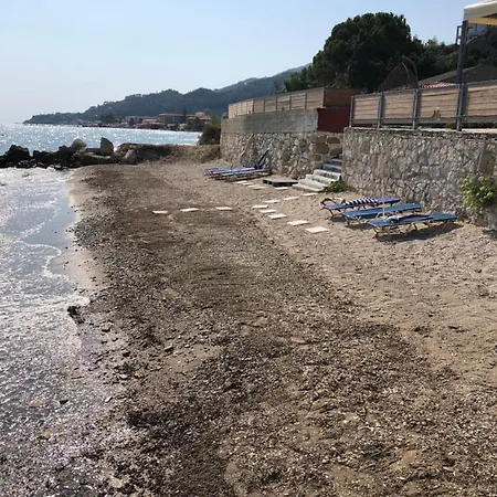 Venetico Beachfront & - Sea View