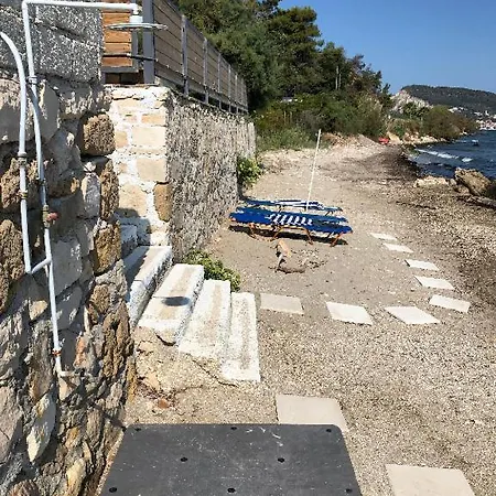 Venetico Beachfront & - Sea View