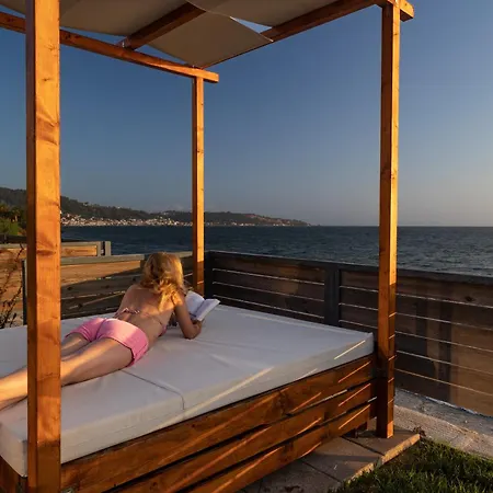 아파트 Venetico Beachfront & - Sea View