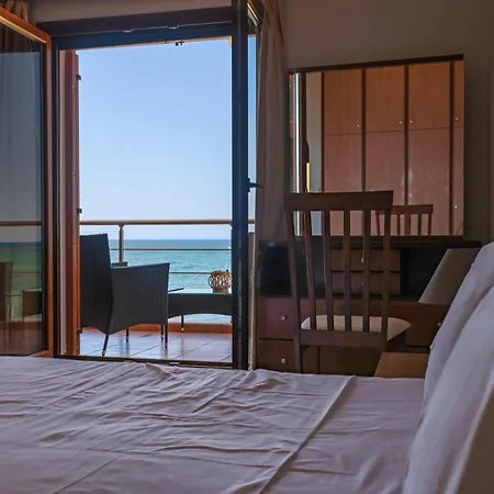 Venetico Beachfront & - Sea View 아파트 *